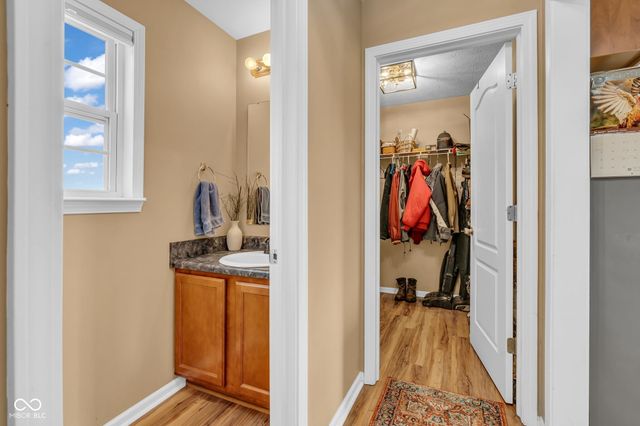 13053 N River Grove Drive, Columbus, IN 47203