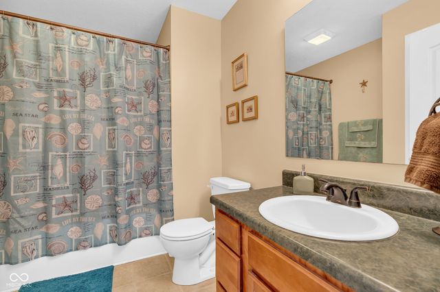 13053 N River Grove Drive, Columbus, IN 47203