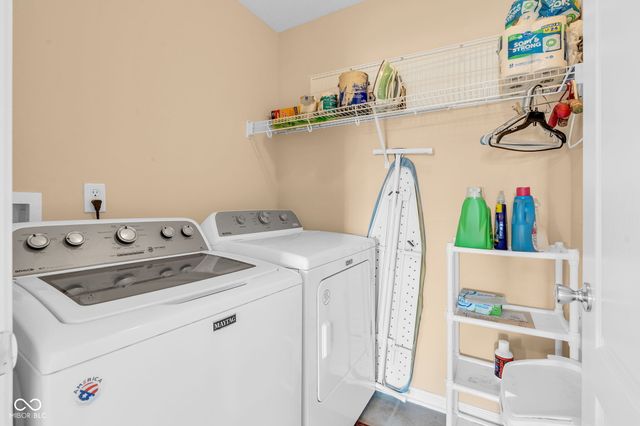 13053 N River Grove Drive, Columbus, IN 47203