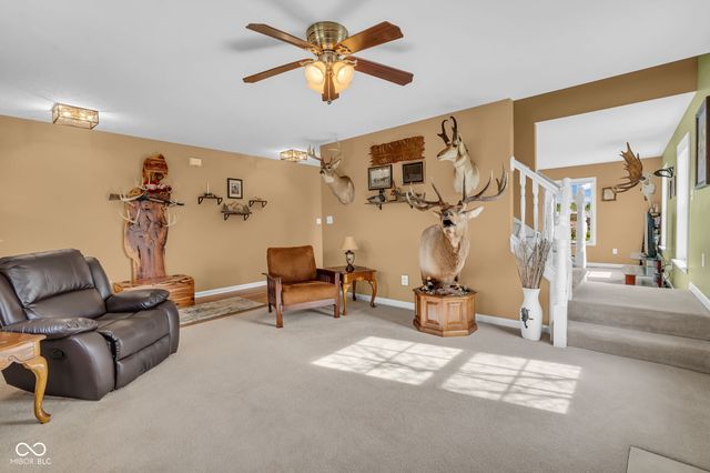 13053 N River Grove Drive, Columbus, IN 47203