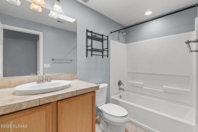 8647 E Placita De Las Tarascas, Tucson, AZ 85710
