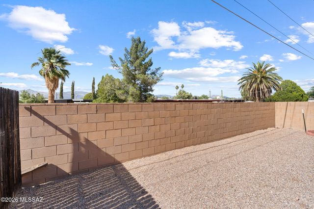 8647 E Placita De Las Tarascas, Tucson, AZ 85710