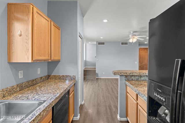 8647 E Placita De Las Tarascas, Tucson, AZ 85710
