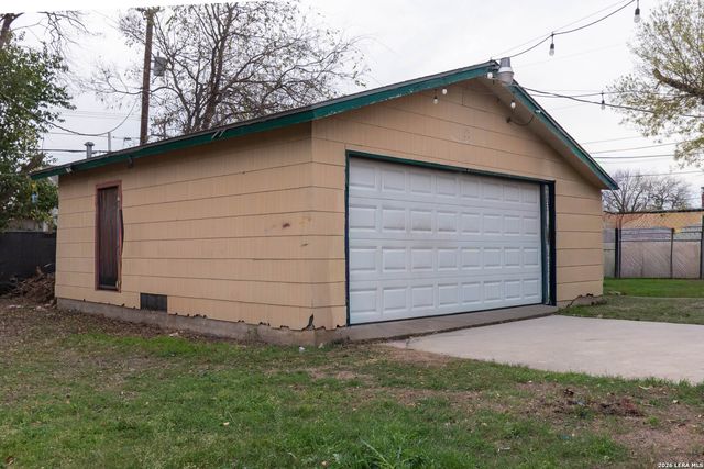 3146 Kirk Place, San Antonio, TX 78237