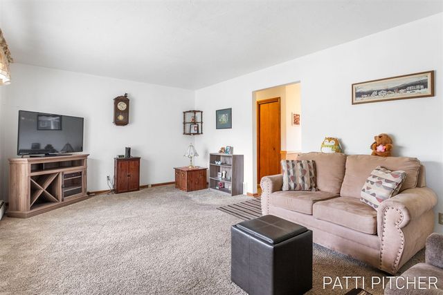 15500 Pine Street, Grand Haven, MI 49417