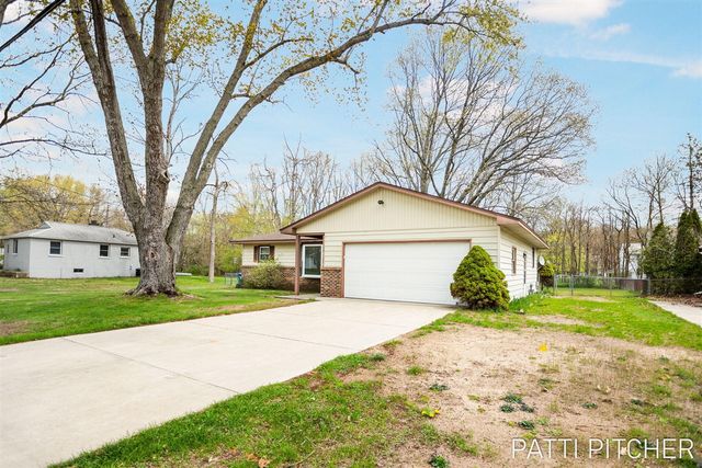 15500 Pine Street, Grand Haven, MI 49417