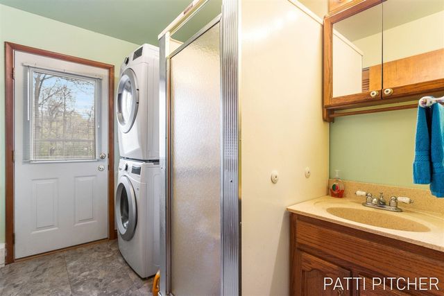 15500 Pine Street, Grand Haven, MI 49417