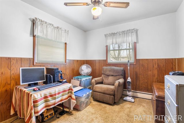 15500 Pine Street, Grand Haven, MI 49417