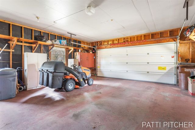 15500 Pine Street, Grand Haven, MI 49417