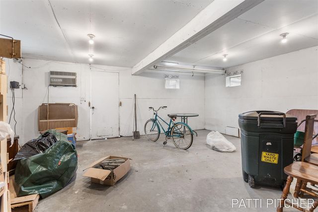 15500 Pine Street, Grand Haven, MI 49417