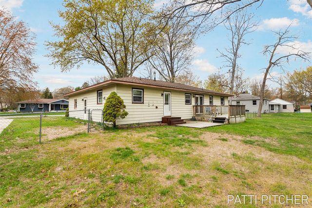 15500 Pine Street, Grand Haven, MI 49417