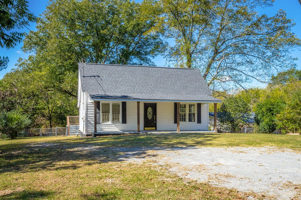 911 N Chattanooga Street, Lafayette, GA 30728