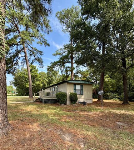 1733 Farm To Market 3277, Livingston, TX 77351