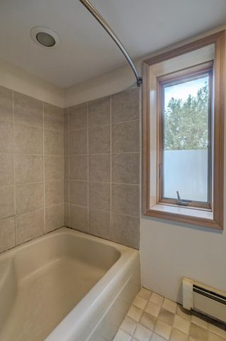 520 Glenbrook Avenue N, Oakdale, MN 55128