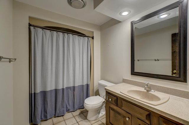 520 Glenbrook Avenue N, Oakdale, MN 55128