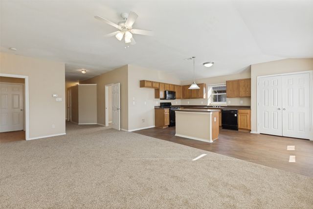 946 Hannah Way, Dallas, TX 75253