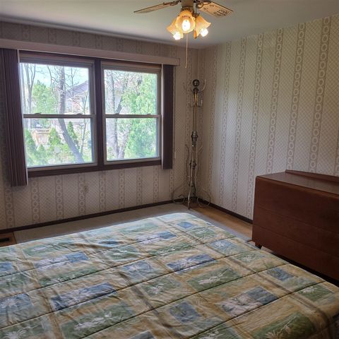 30129 Deer Run, Farmington Hills, MI 48331