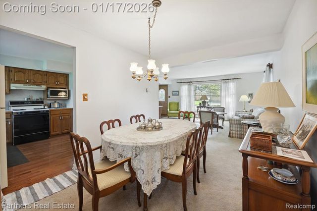 28445 Fontana Drive, Southfield, MI 48076