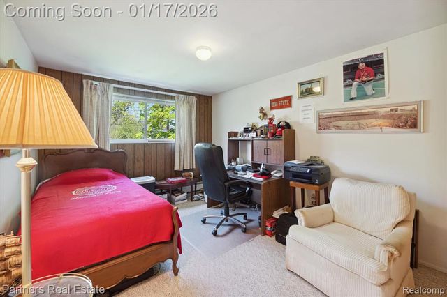 28445 Fontana Drive, Southfield, MI 48076