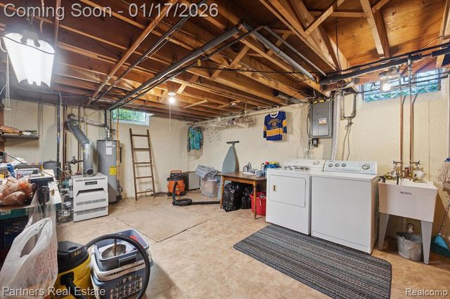 28445 Fontana Drive, Southfield, MI 48076