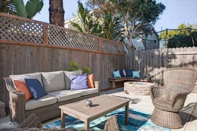 1111 Dover Lane, Ventura, CA 93001