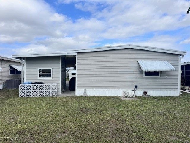 5524 Ben Franklin LN, North Fort Myers, FL 33917