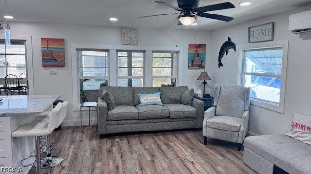 5524 Ben Franklin LN, North Fort Myers, FL 33917