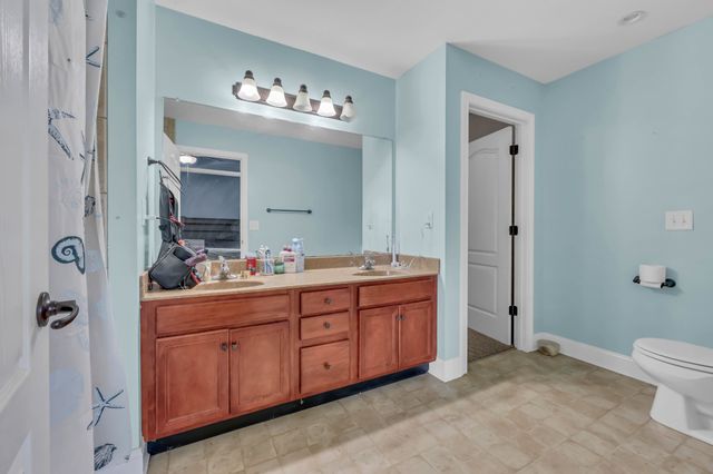 853 Samantha Ln, Clarksville, TN 37040