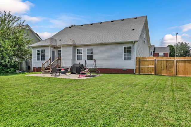 853 Samantha Ln, Clarksville, TN 37040