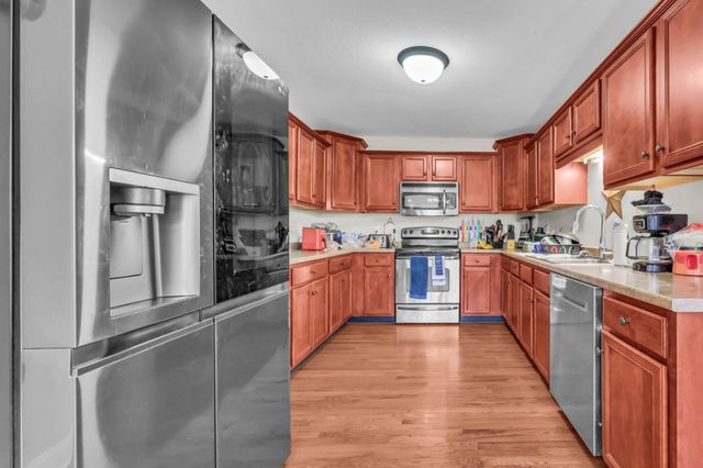 853 Samantha Ln, Clarksville, TN 37040