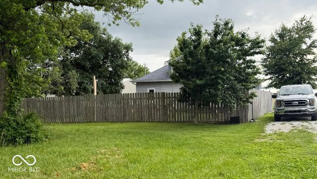 1352 S County Road 850 W, Greensburg, IN 47240