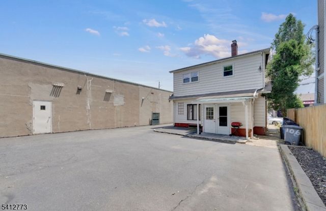 106 Broughton Ave, Bloomfield Twp., NJ 07003