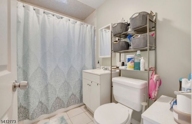 106 Broughton Ave, Bloomfield Twp., NJ 07003