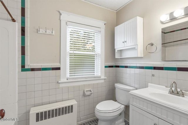880 Mercer Street, Albany, NY 12208