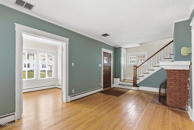 880 Mercer Street, Albany, NY 12208