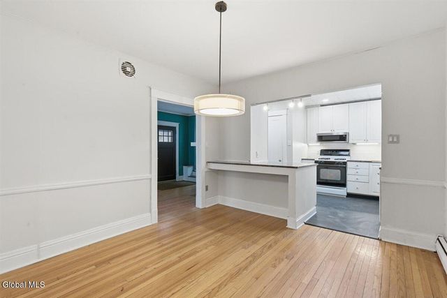 880 Mercer Street, Albany, NY 12208