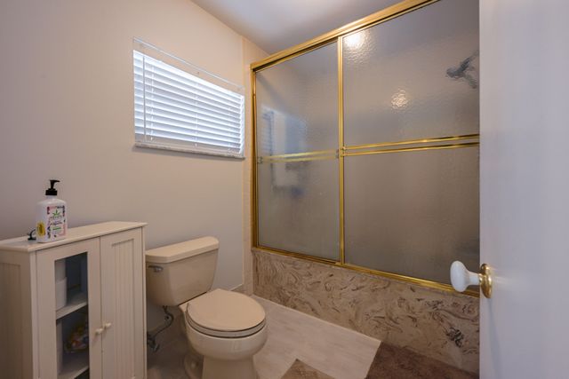8129 PINE Circle 33, Tamarac, FL 33321