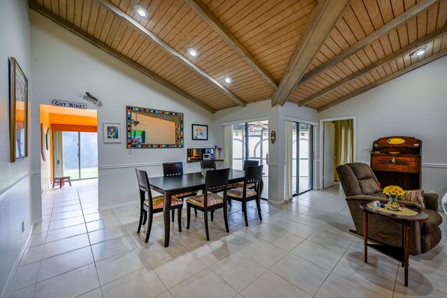 8129 PINE Circle 33, Tamarac, FL 33321