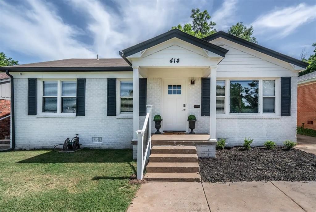 Image 1 of property listing at 414 NW 50th Street, Oklahoma City, OK 73118