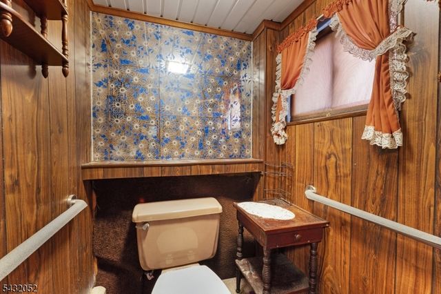23 E 9Th St, Clifton City, NJ 07011