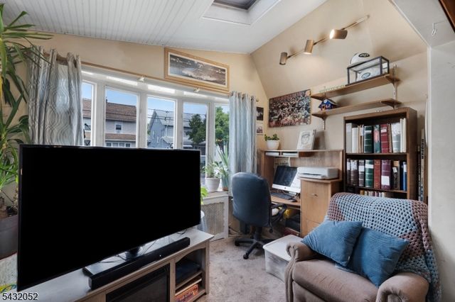 23 E 9Th St, Clifton City, NJ 07011
