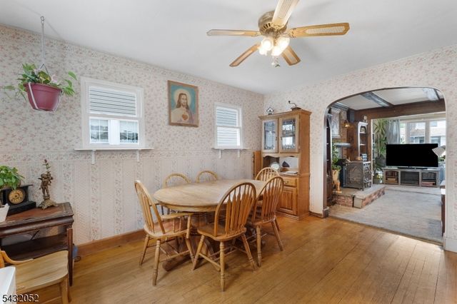 23 E 9Th St, Clifton City, NJ 07011