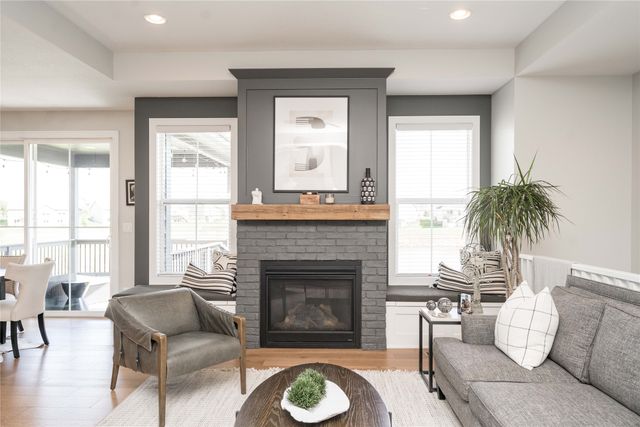 2205 NW Greenwood Street, Ankeny, IA 50023