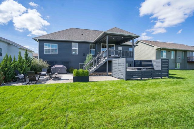 2205 NW Greenwood Street, Ankeny, IA 50023