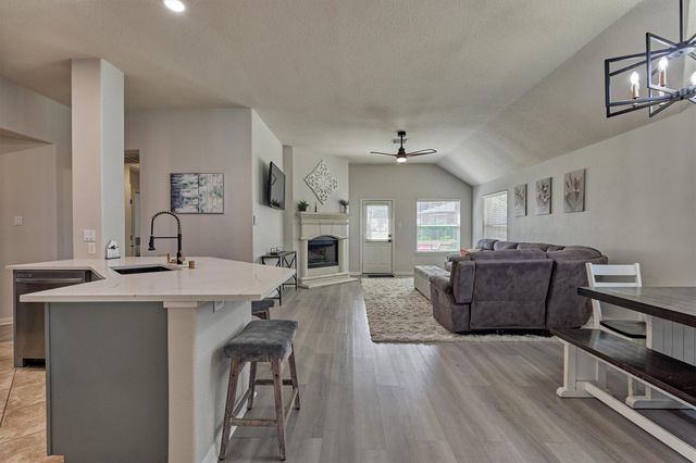 3729 Breckenridge Drive, Montgomery, TX 77356