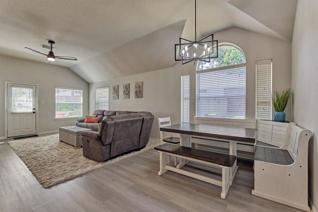 3729 Breckenridge Drive, Montgomery, TX 77356
