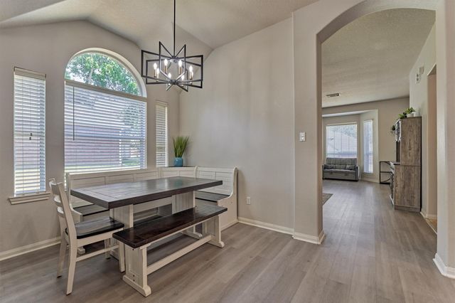 3729 Breckenridge Drive, Montgomery, TX 77356