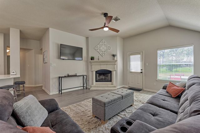 3729 Breckenridge Drive, Montgomery, TX 77356