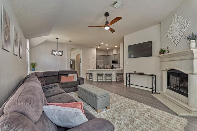 3729 Breckenridge Drive, Montgomery, TX 77356
