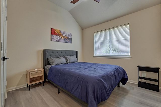 3729 Breckenridge Drive, Montgomery, TX 77356